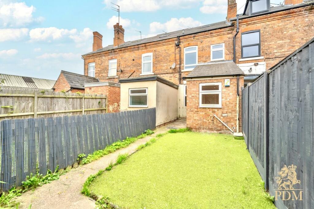 28 Loscoe Road Mapperley NG5 2AW