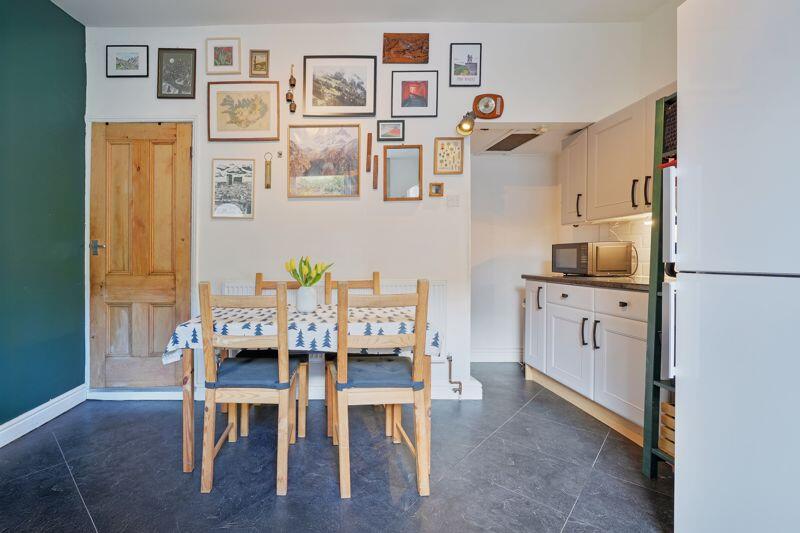 Dining Kitchen 