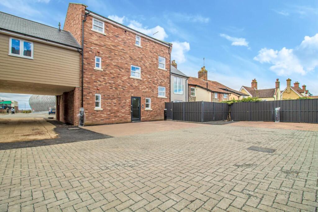 Apartment 1_Saddler's Court [Gated Allocated Parki