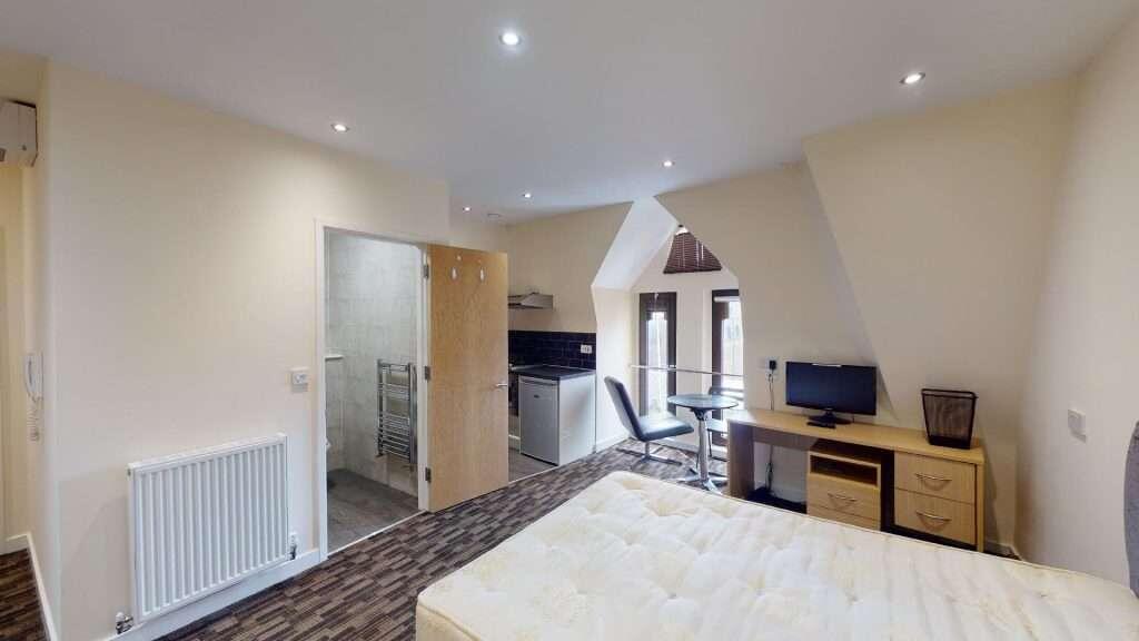 Flat_37_Gladstone_Buildings