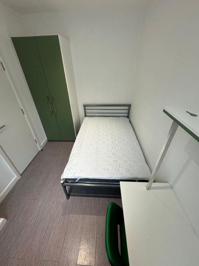 ashford-street-st4-2el-992758