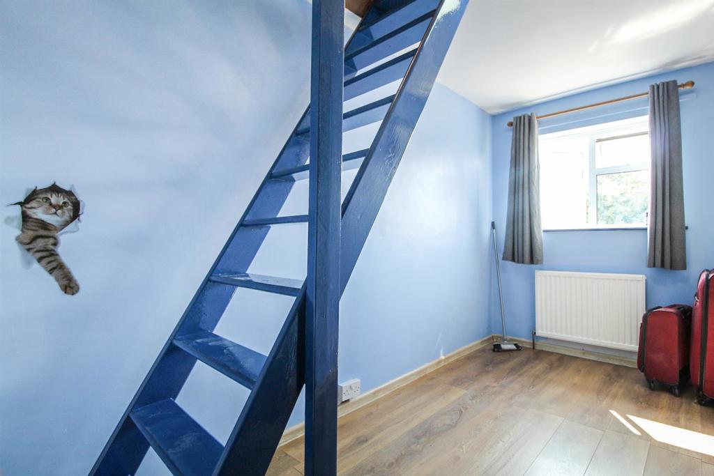 BED 3.jpg