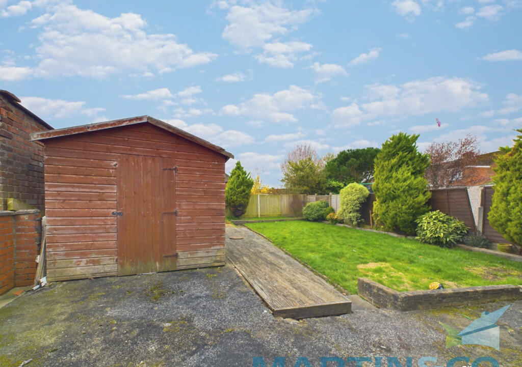 snapedit_17447927...