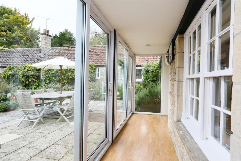 Oak Tree Mews 27.jpg