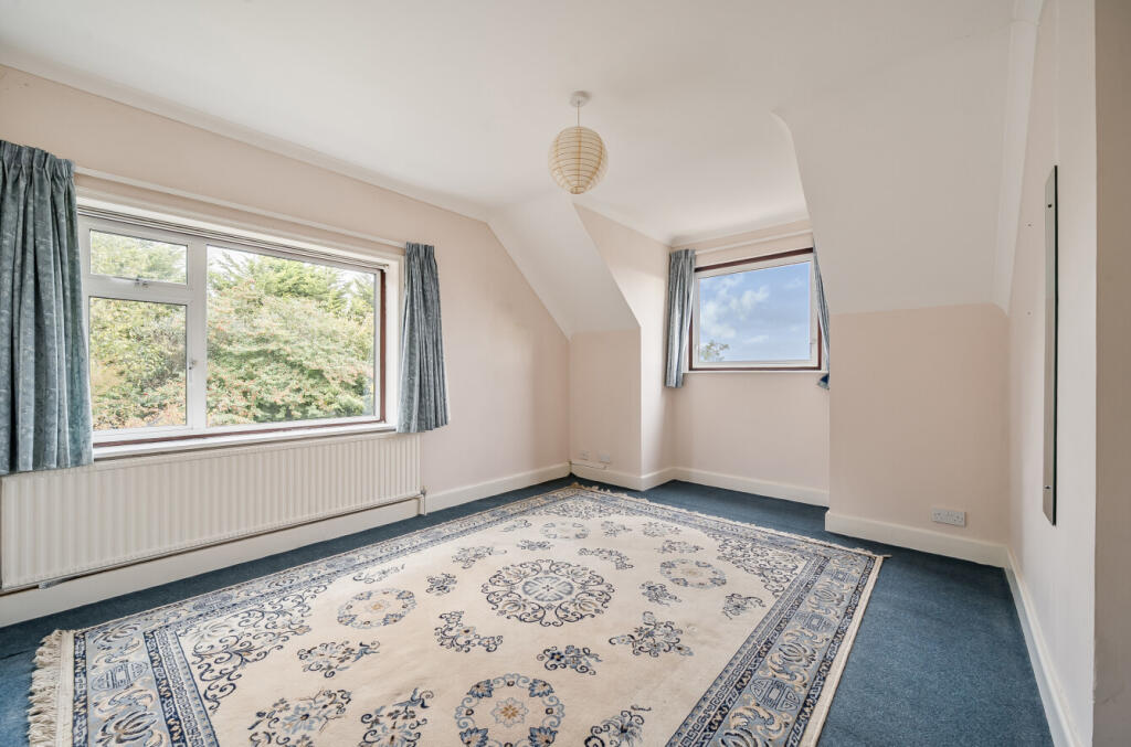 1359301-12-68ee22...