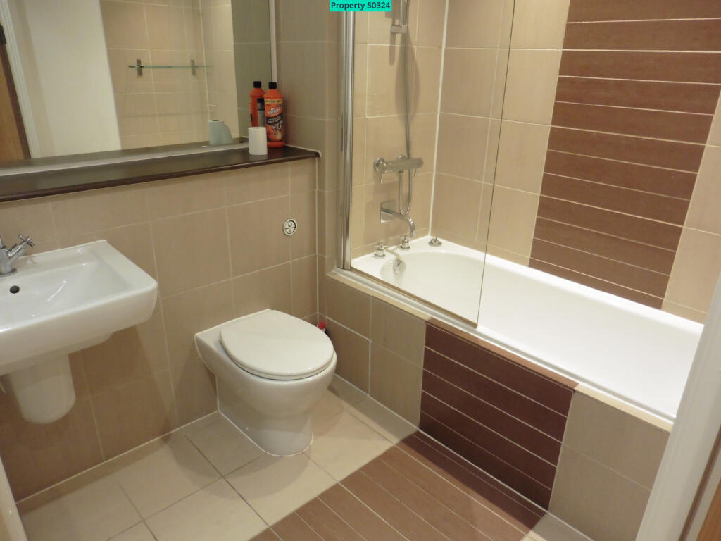 Main Bathroom