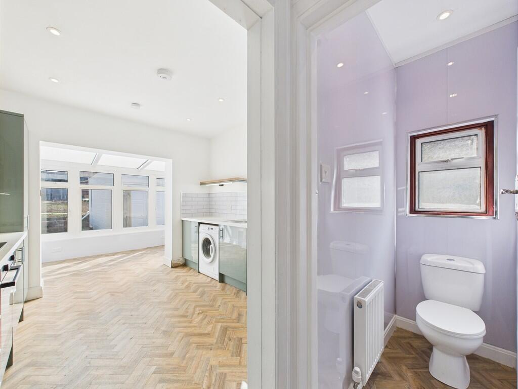 CAM03519G0-PR0357...