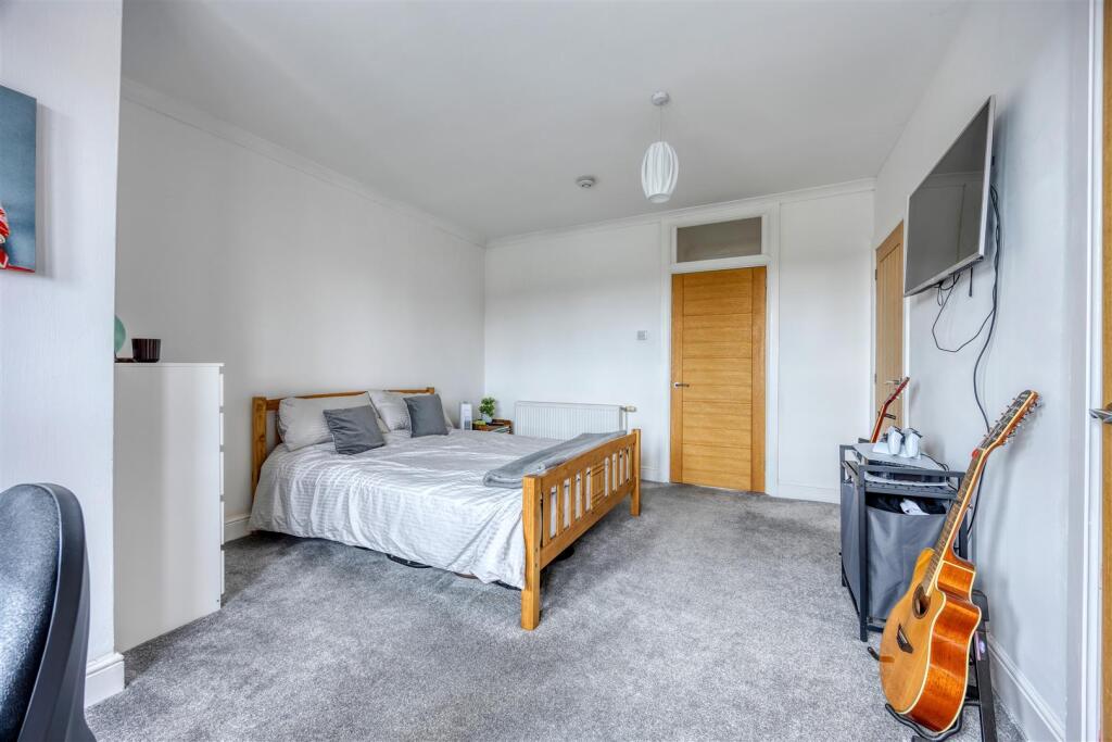 2-2_145_BEARSDEN_ROAD_GLASGOW_010.JPEG