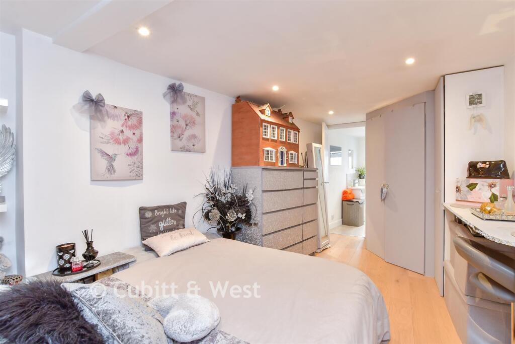 Annexe Bedroom