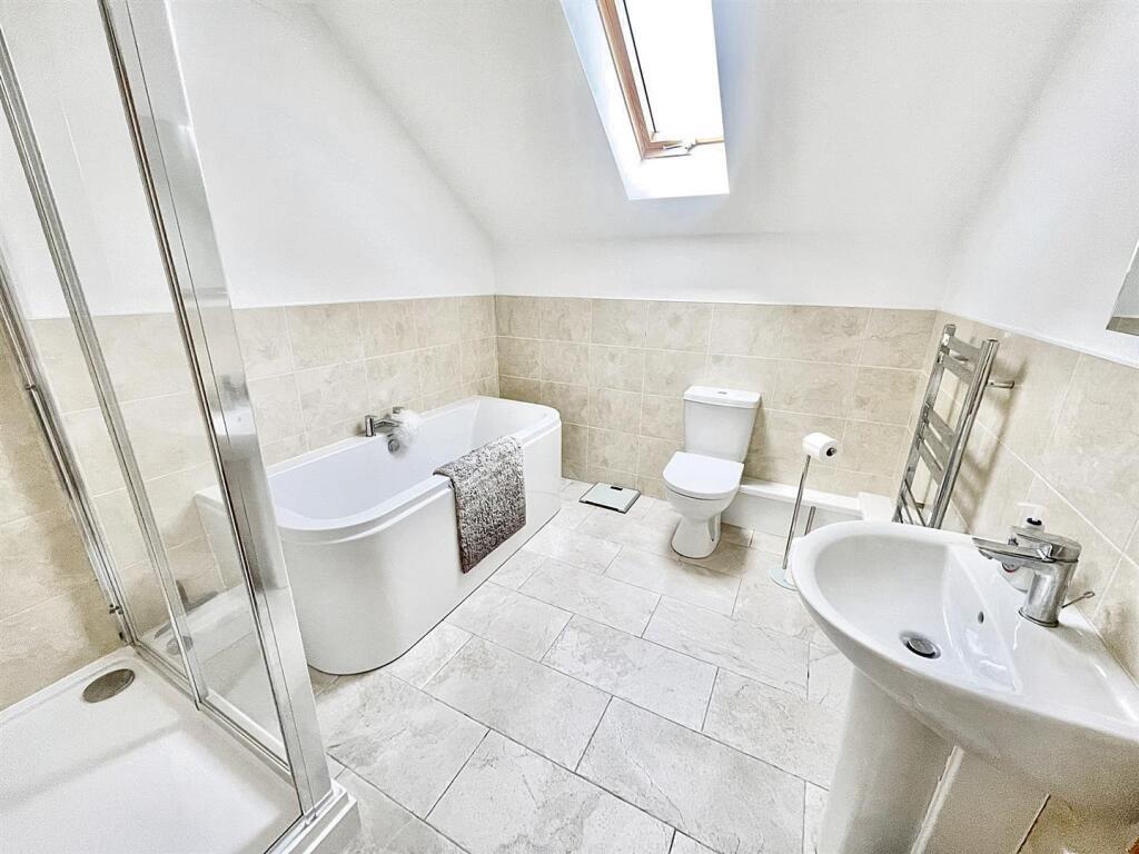 WhatsApp Image 2024-08-29 at 16.12.29.jpg