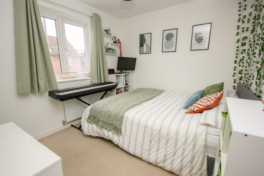 Bedroom 2.jpg