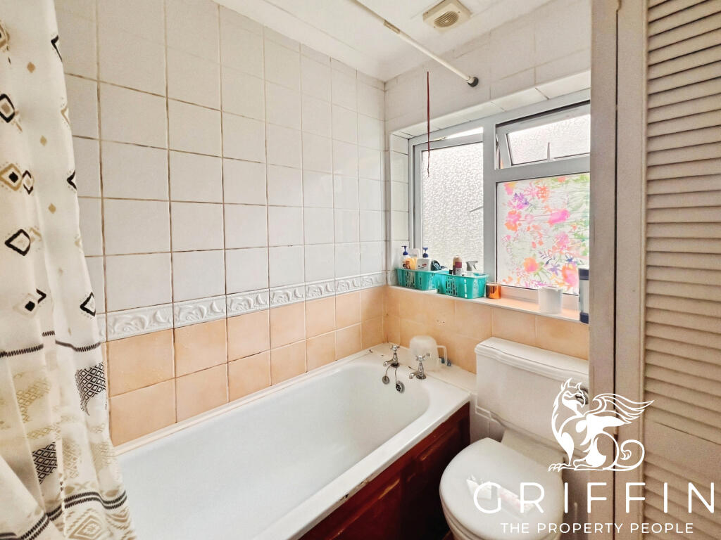 2fd3c053bathroom