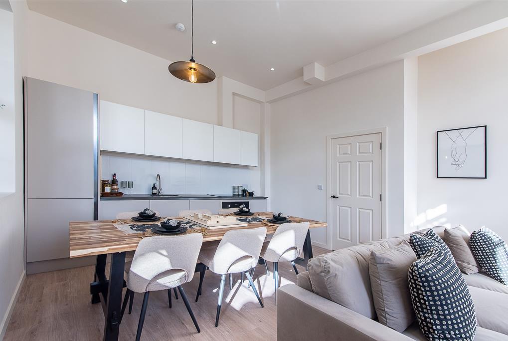 Victoria Ribbon-4.jpg