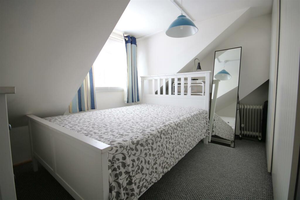 bed3.JPG