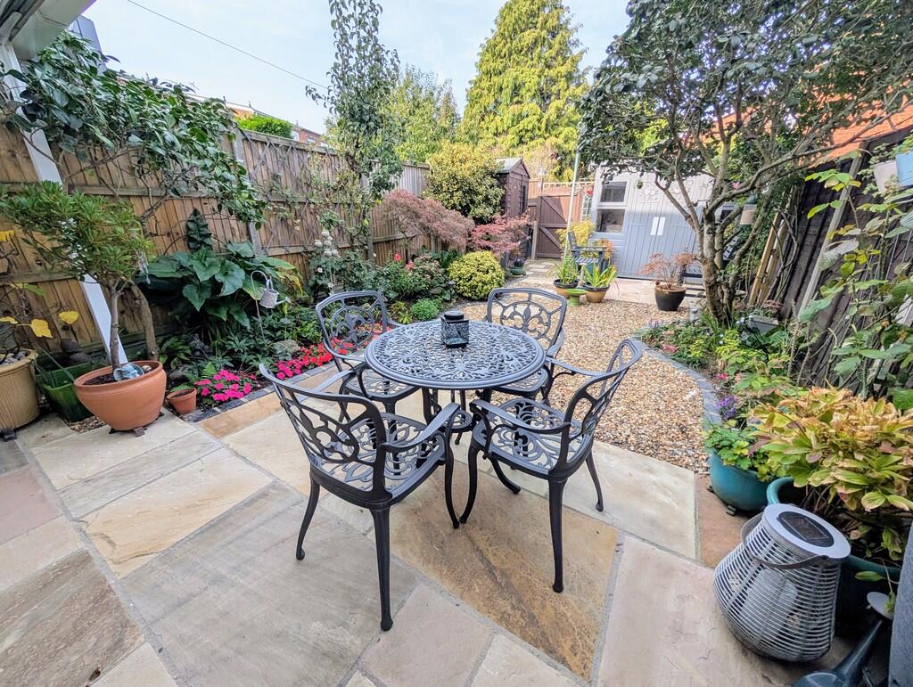 PXL_20251002_0903...