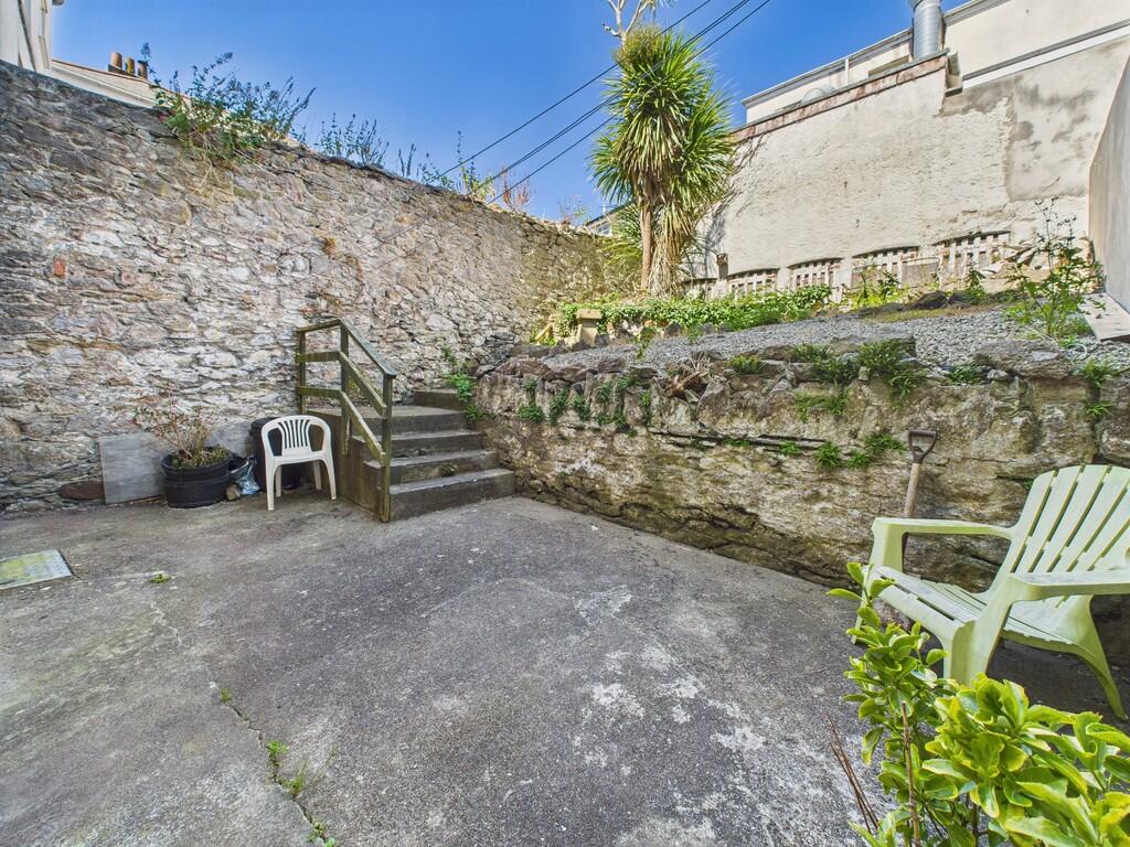 CAM02089G0-PR0523...