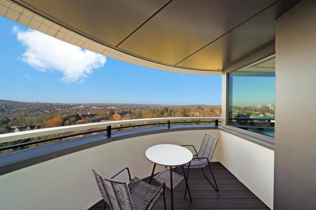 Balcony Example