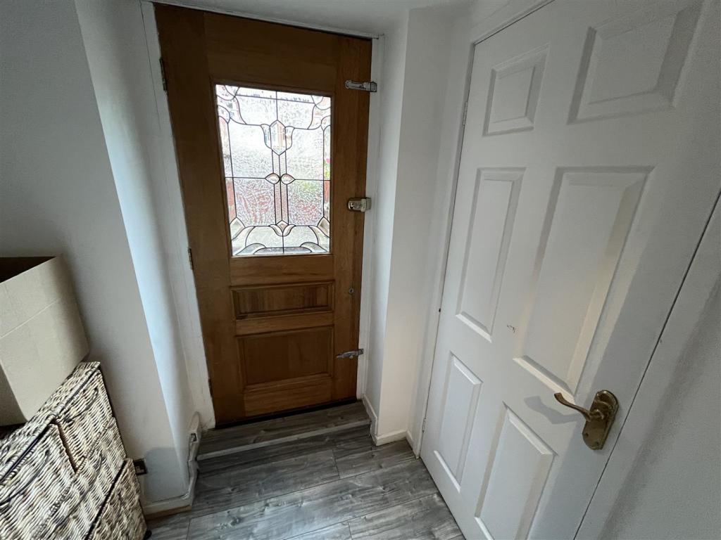 Lower Ground Floor Entrance.jpg