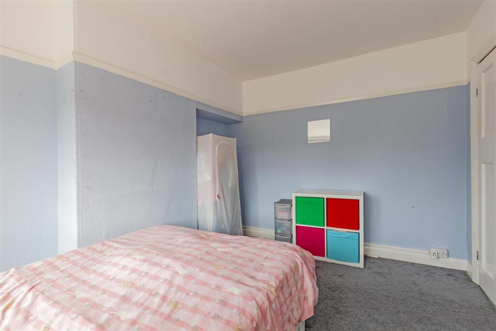 Bedroom 2-3.jpg
