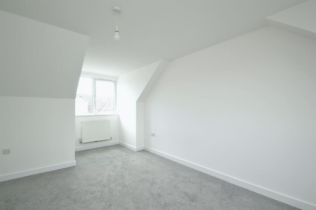 resizedBed1b.jpg