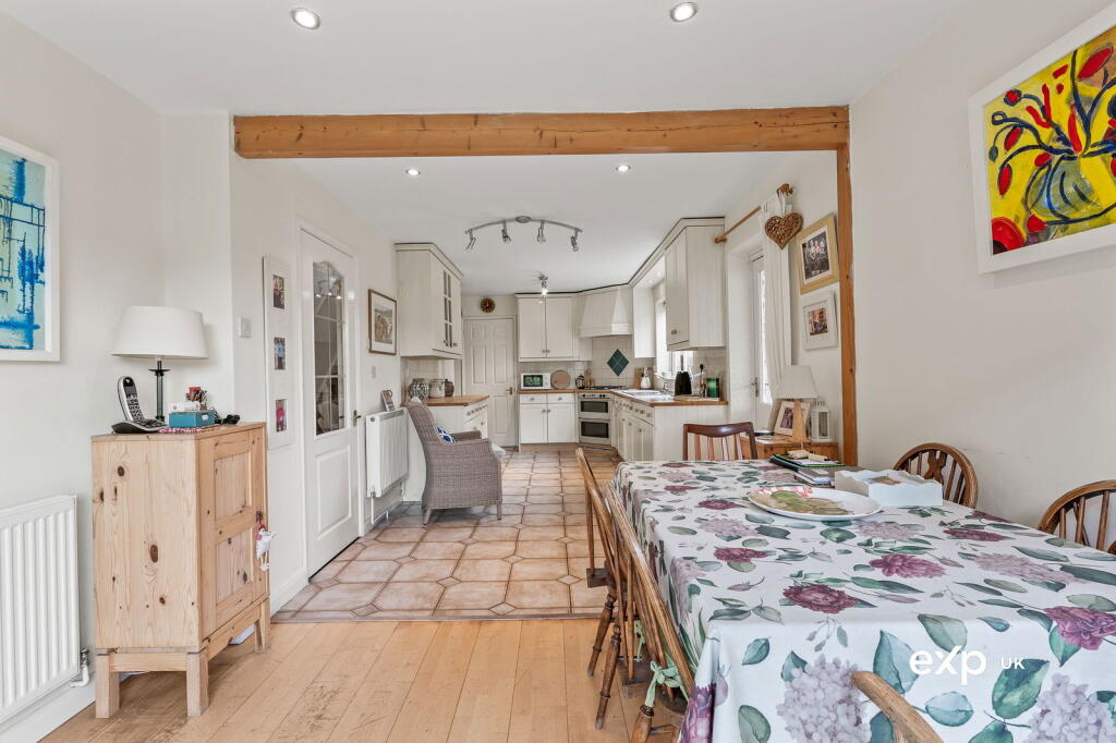 Hawthorn Close, Woodborough