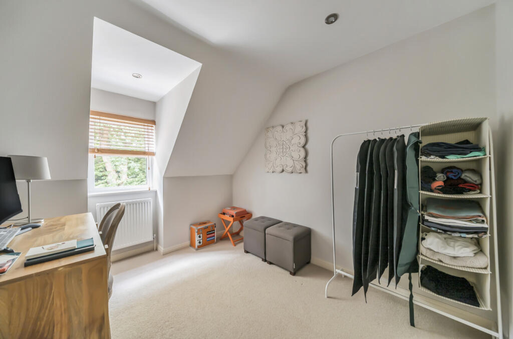 1300378-16-685d78...