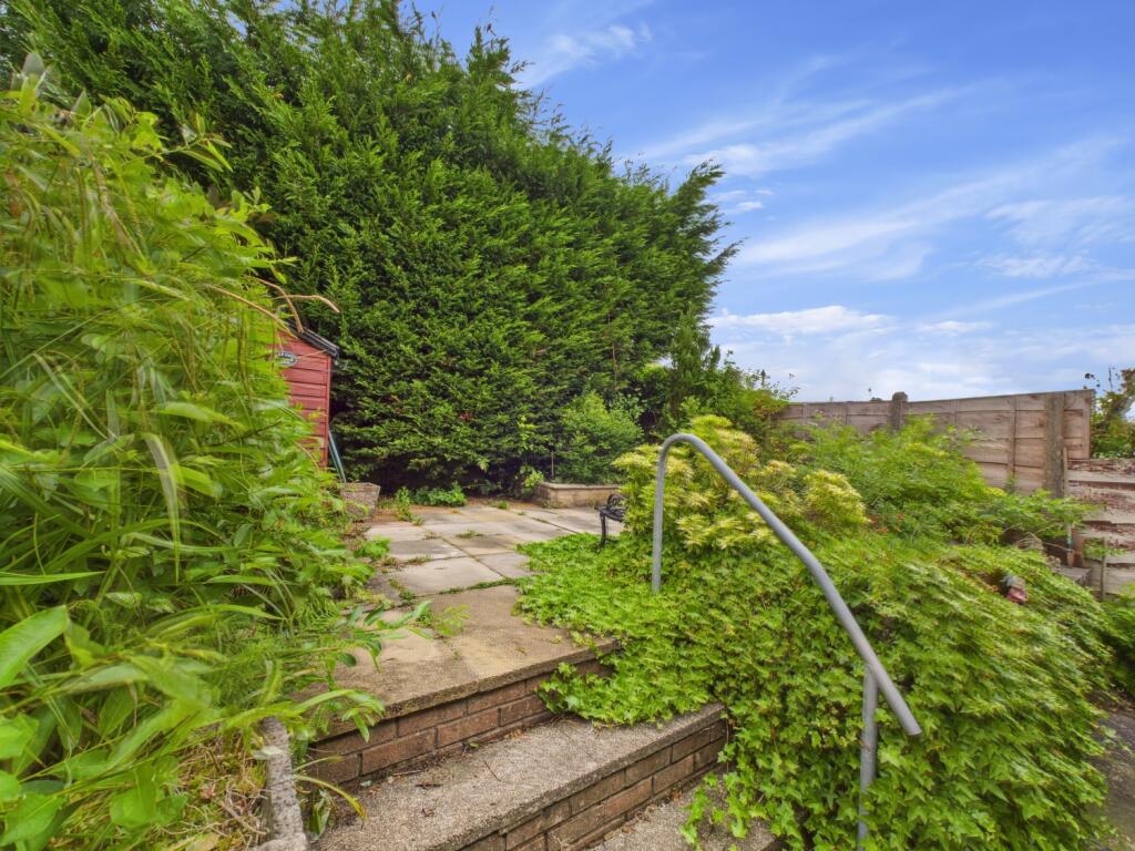 CAM02093G0-PR0034-STILL023