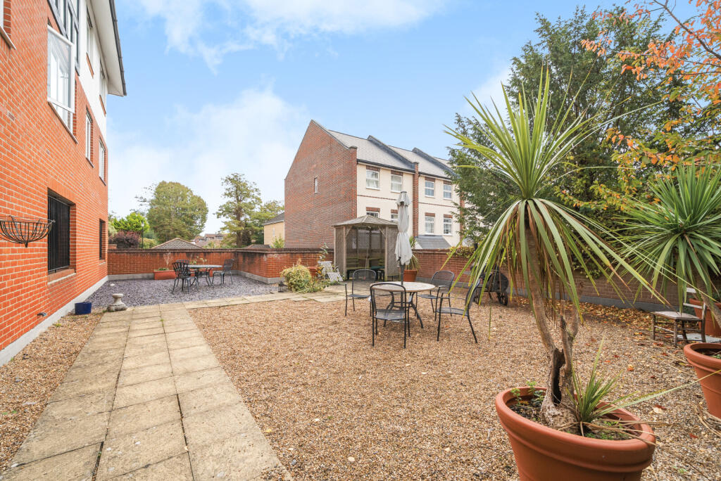 1356123-6-68e4ebf...