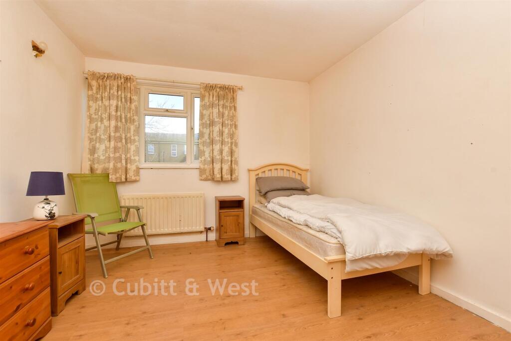 Defiant Way, Wallington, Surrey