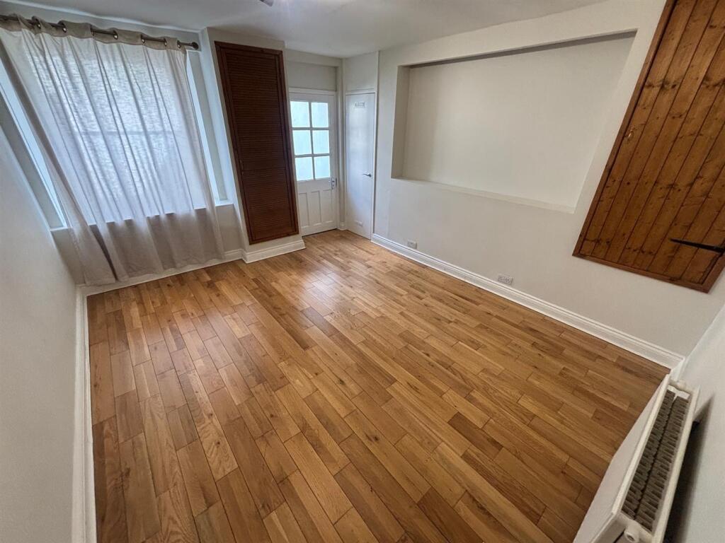 Bedroom.jpg