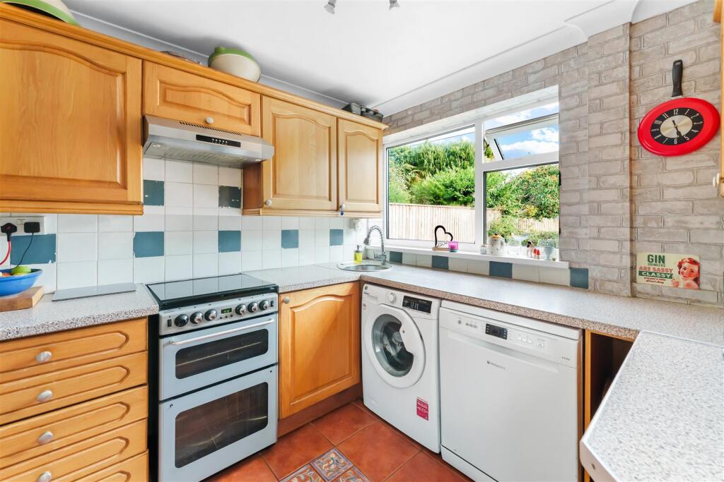 23 Graitney Close, Cleeve 54.jpg