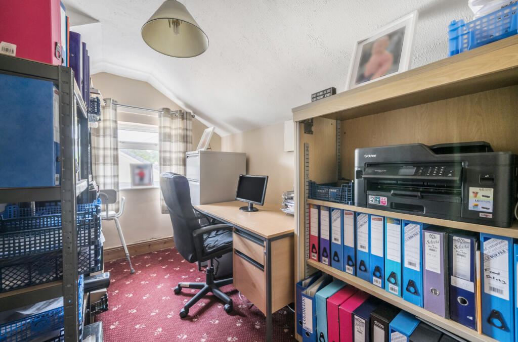 1301331-19-68402f...