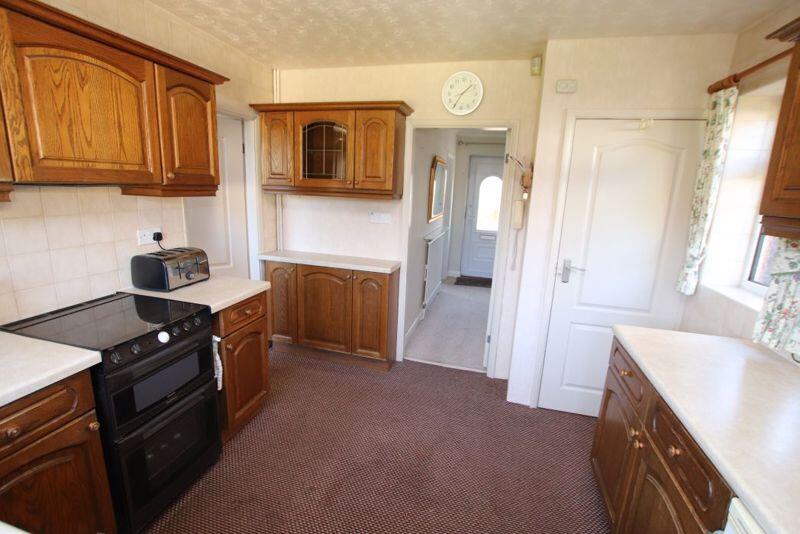 Kitchen photo 2