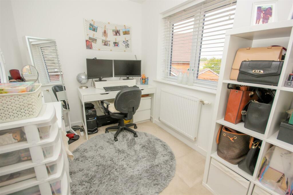 Bedroom 3.jpg