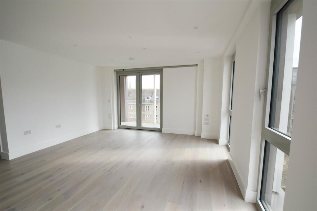Living / Dining Room