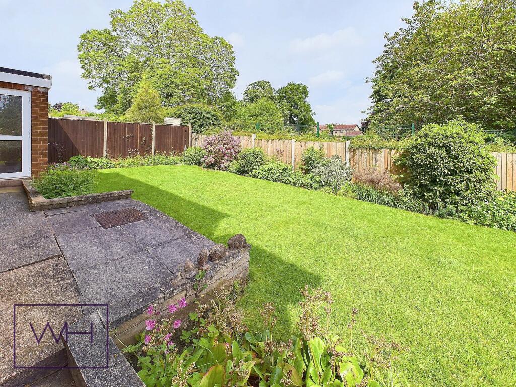 CAM03785G0-PR0052-ST