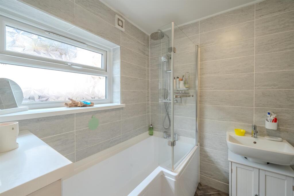 83 Stafford Rd-10.jpg