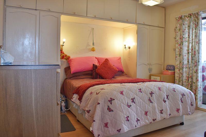 Bed 1