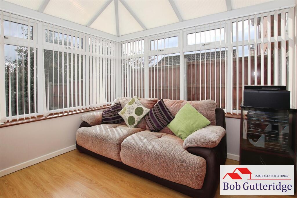 HALF BRICK CONSERVATORY