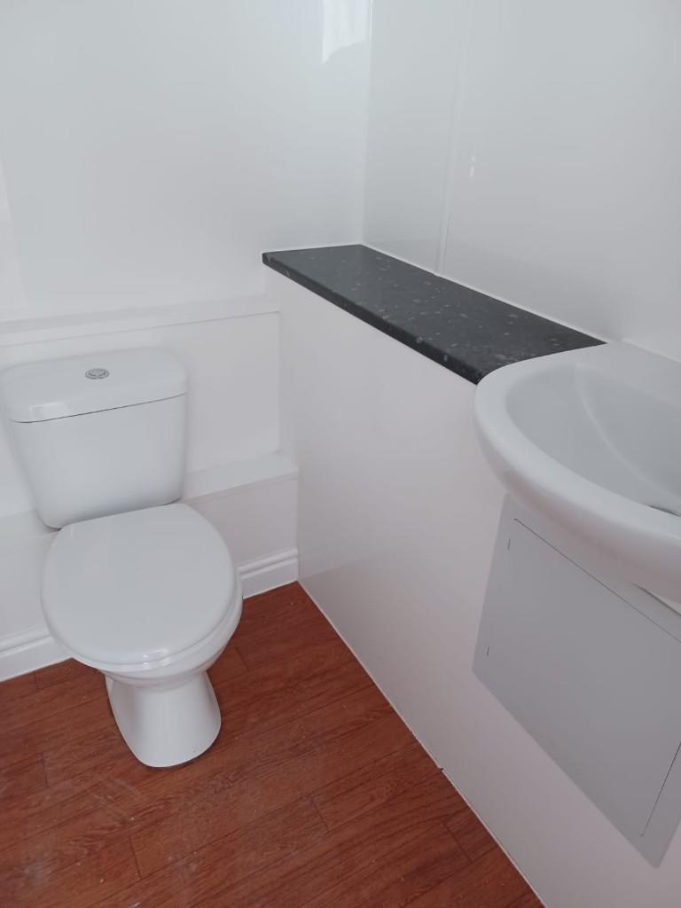 1st bed WC