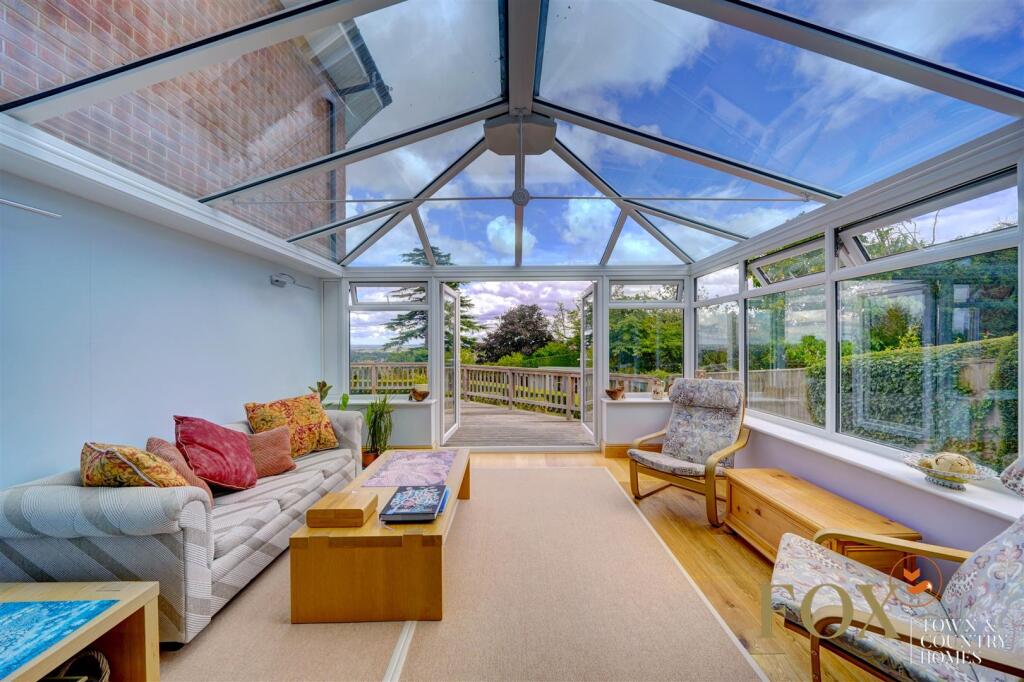 22 St Peters Rd (12).jpg