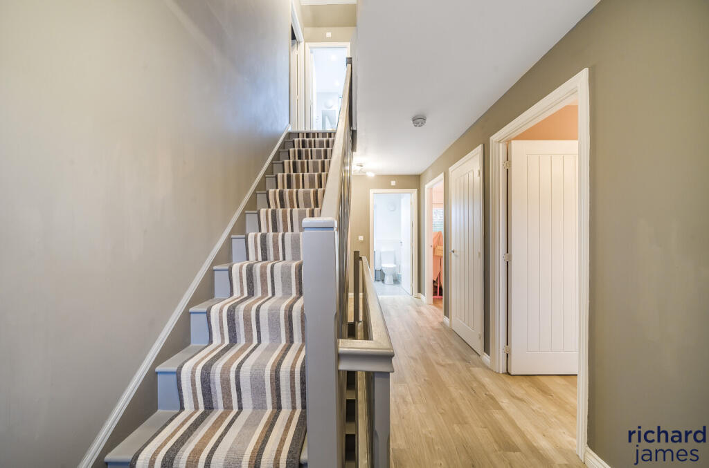 bcac3ba1-89f4-439...