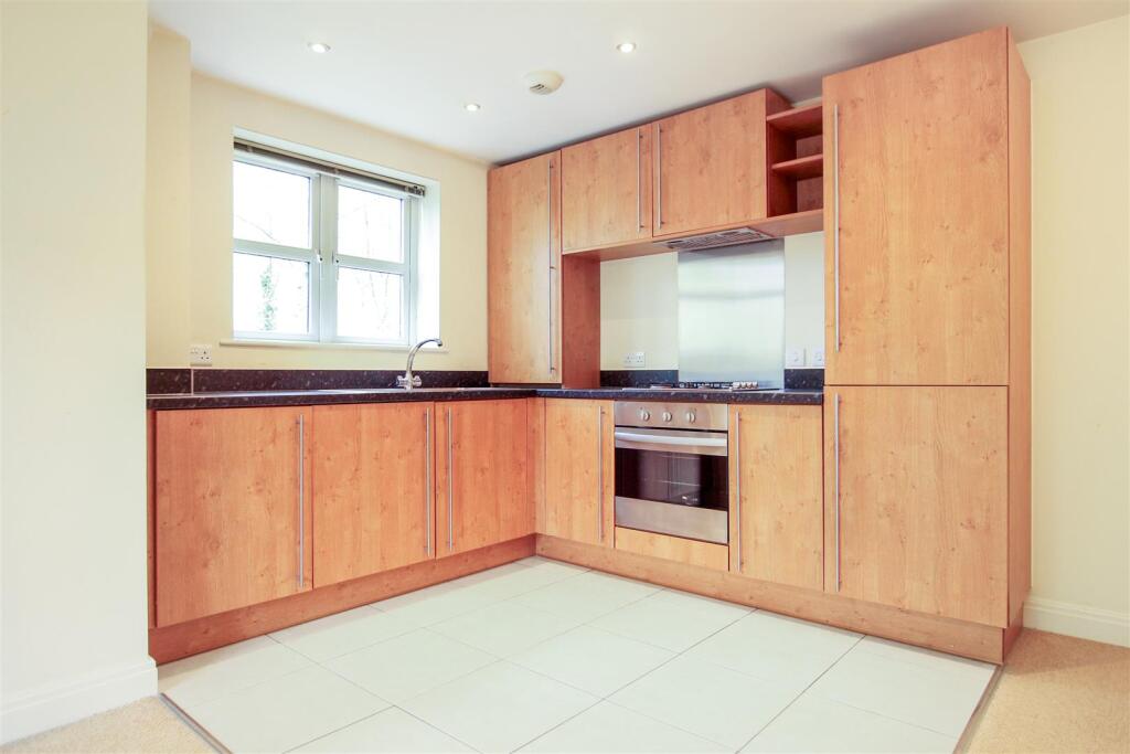 Kitchen-8.jpg