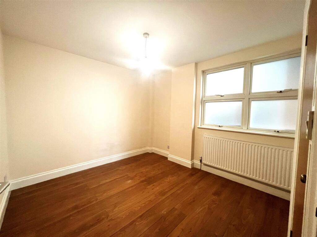Bedroom.jpg