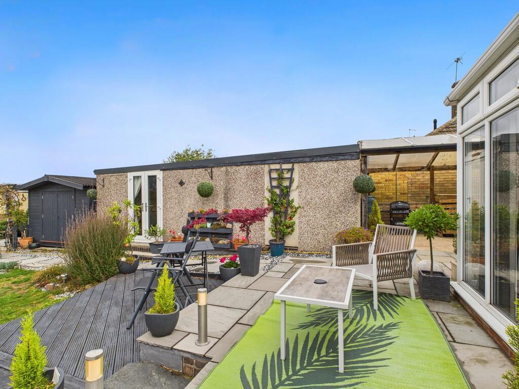 CAM04578G0-PR0024...