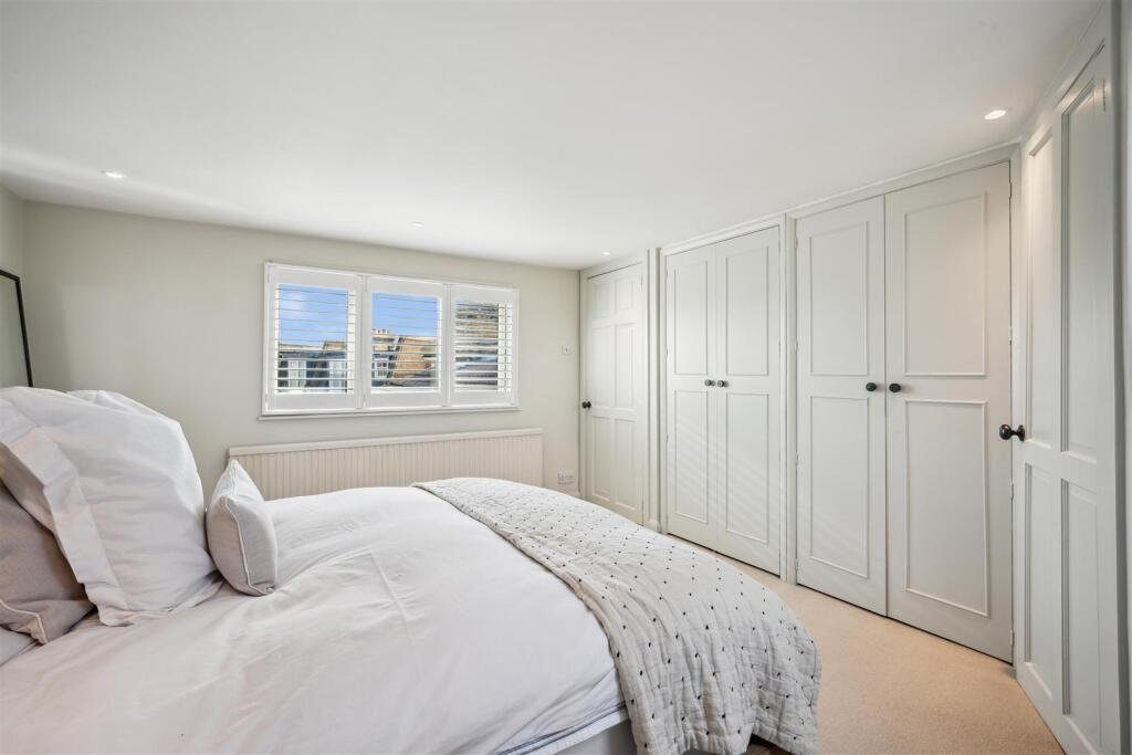 Southfield Road, W4 - FOR SALE