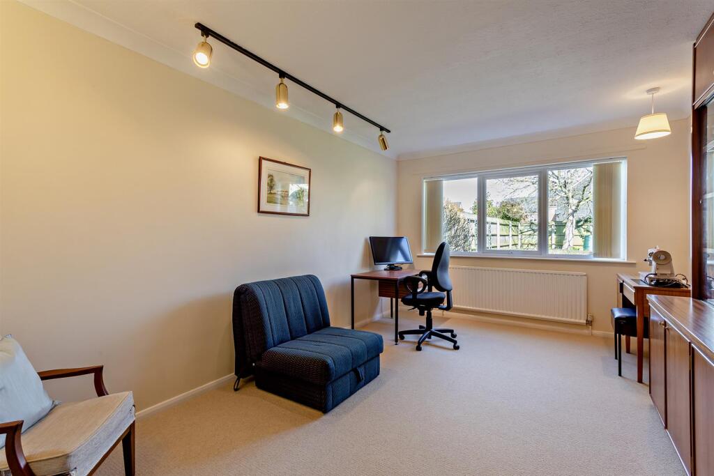 8637580-interior23-8