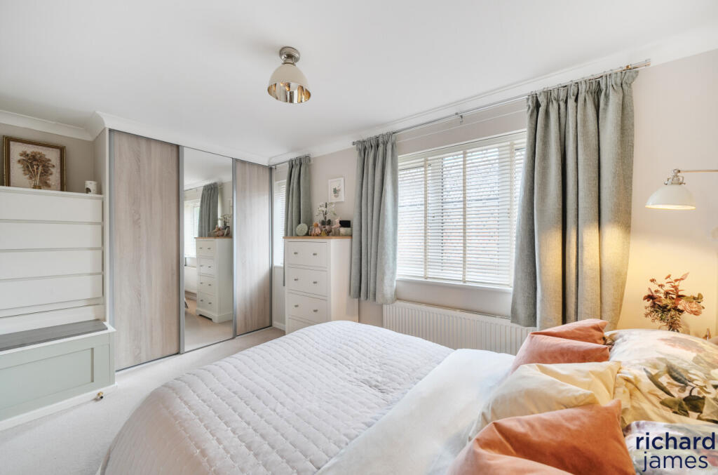 56b363fc725f412e9f0b669a00901af8