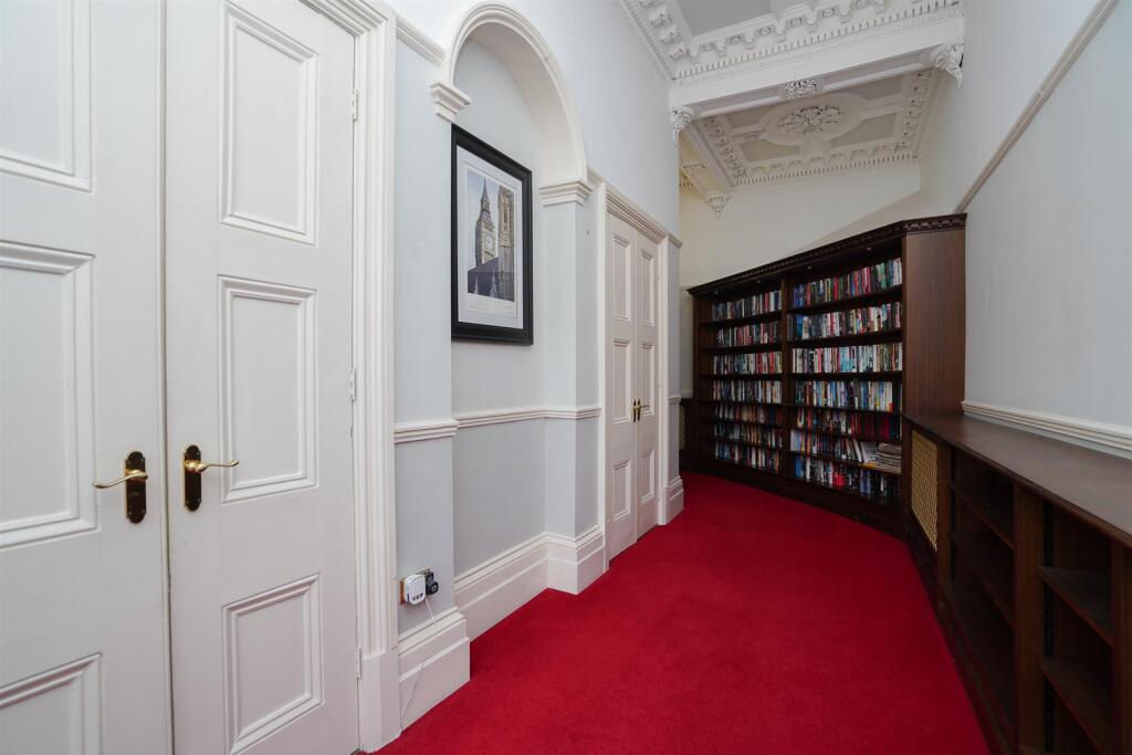 7 Regency Mews-22.jpg