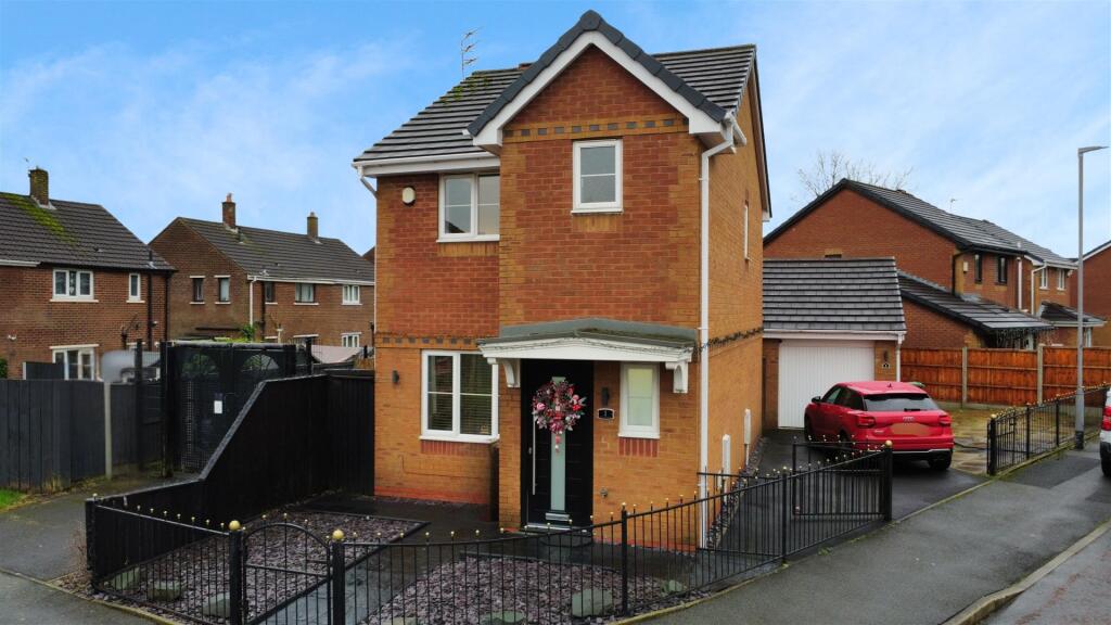 The-Hedgerows For Sale